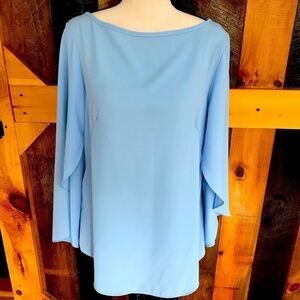 Green Mango loose fit top with bell style sleeves